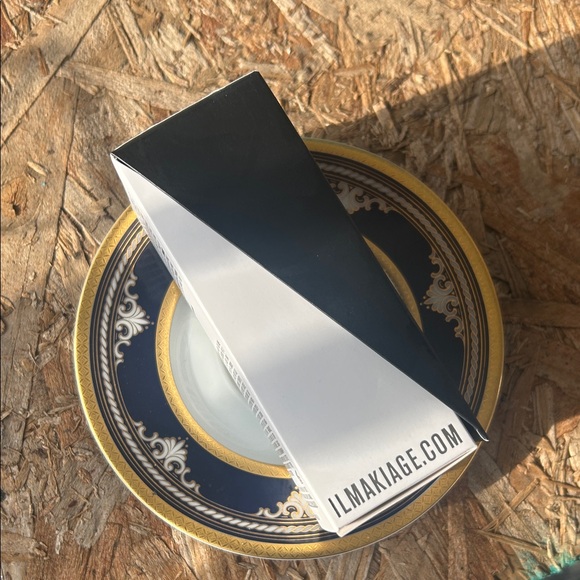 Base Foundation - Picture 6 of 8